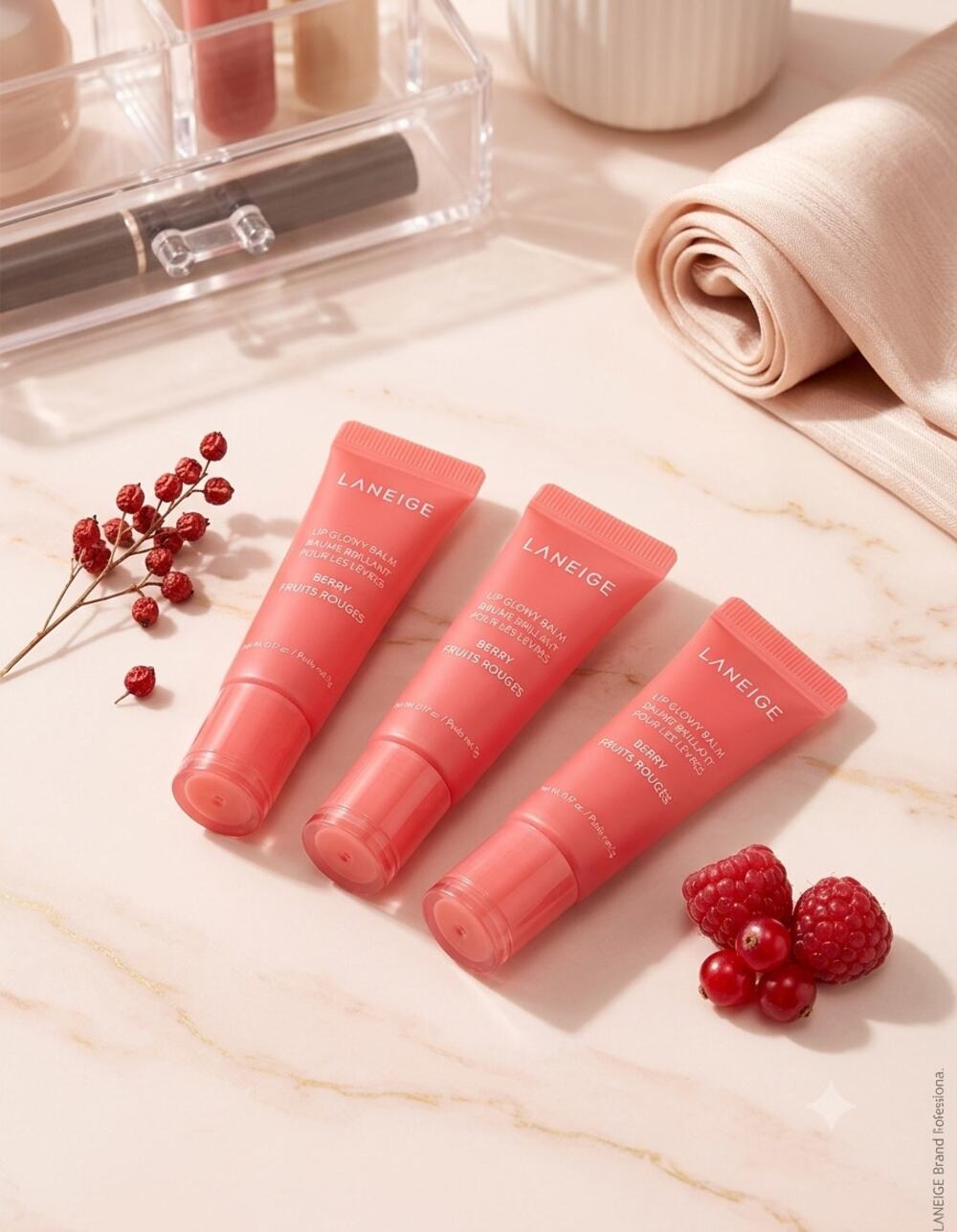 Laneige Glowy Lip Balm Berry
Bundle of 3